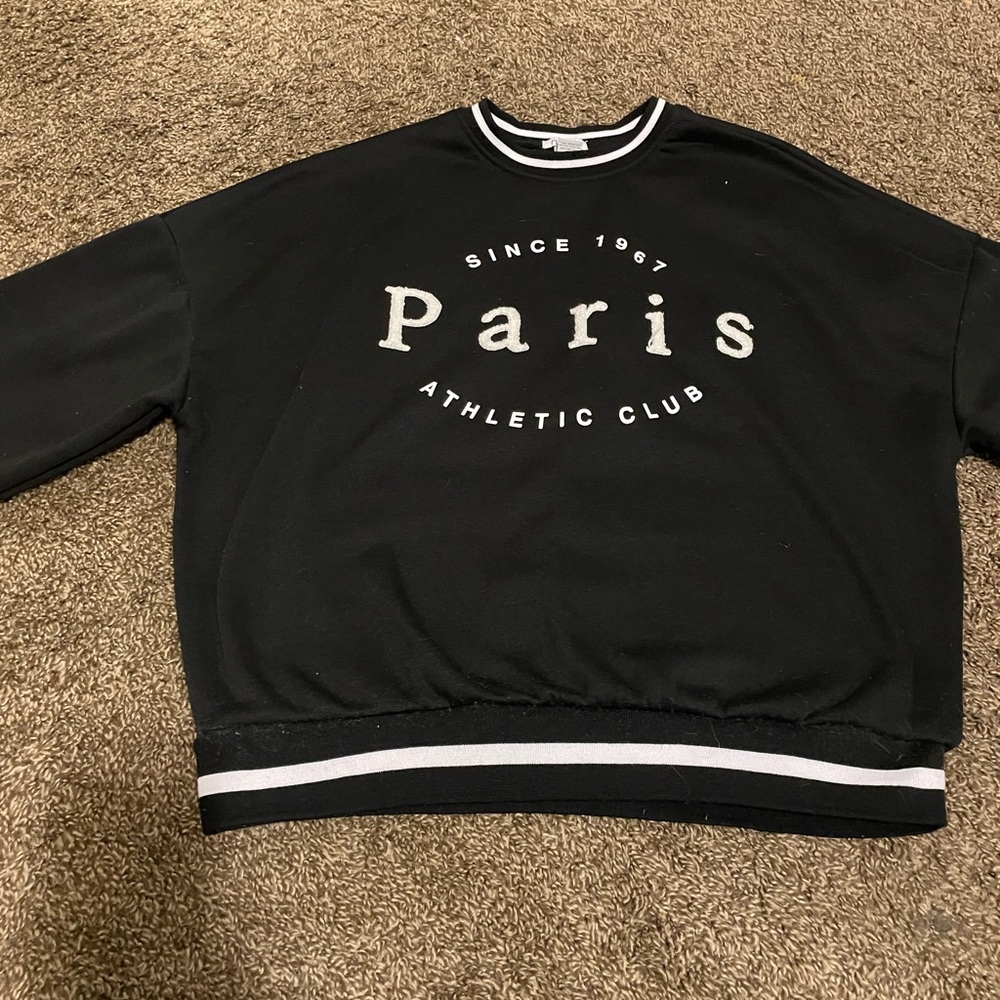 Rue 21 size Large black crewneck